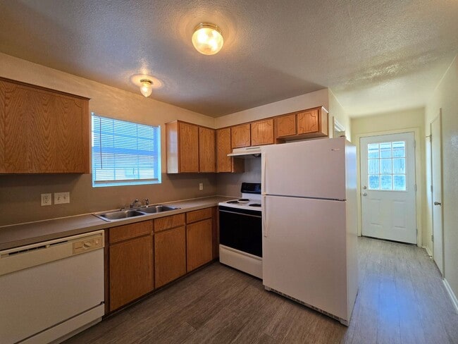 3406 Zephyr Rd in Killeen, TX - Building Photo - Building Photo