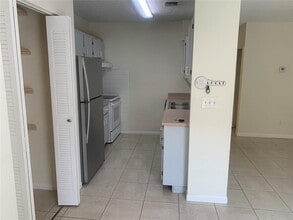 10641 NW 45th St in Coral Springs, FL - Building Photo - Building Photo