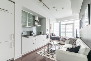 17 Lower Simcoe St, Unit SI ID1523991P in Toronto, ON - Building Photo