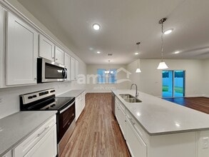 3013 Rolling Acrs Rd in Green Cove Springs, FL - Building Photo - Building Photo