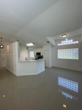 4136 Sapphire Ter in Weston, FL - Building Photo - Building Photo
