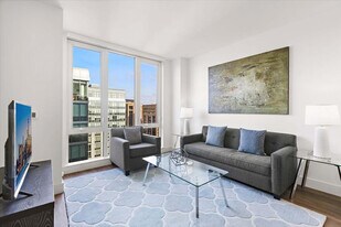 57 Bank St, Unit SI ID1040048P in White Plains, NY - Building Photo