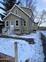 18 Lily St in Albany, NY - Building Photo