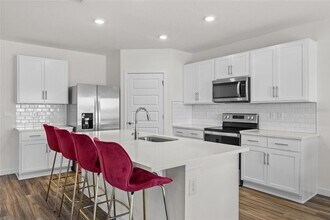 455 Talisi Lp in St. Cloud, FL - Building Photo - Building Photo