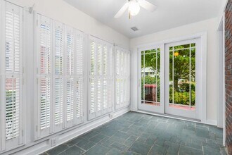 656 Yorkshire Rd NE in Atlanta, GA - Building Photo - Building Photo