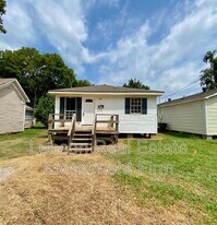 537 Wyche St in Bossier City, LA - Building Photo