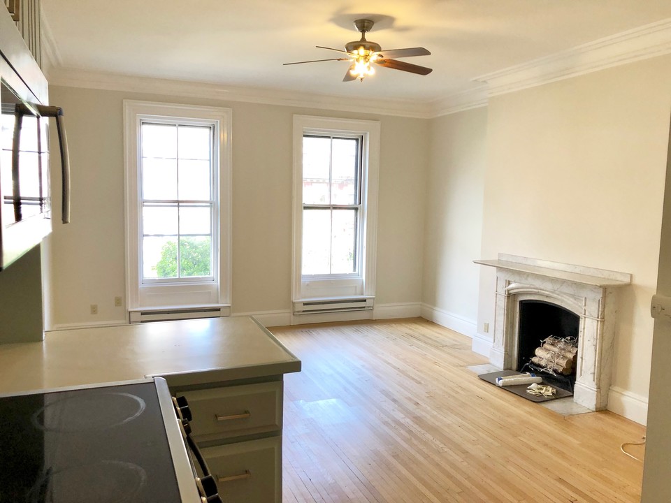 265 Beacon St, Unit 33 in Boston, MA - Foto de edificio