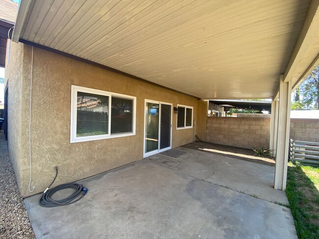 3599 Linnet Dr in Lake Elsinore, CA - Foto de edificio - Building Photo