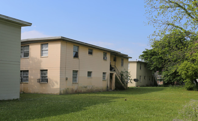 1737 Logan St in Jacksonville, FL - Foto de edificio - Building Photo