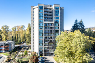 Salishan Court in Burnaby, BC - Building Photo - Building Photo