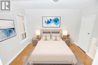 559 Dufferin St in Toronto, ON - Building Photo - Building Photo