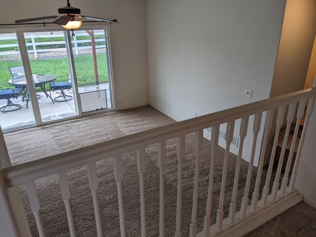 property at 2427 Sunbury Ln