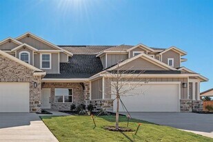 4254 Clovis St in Midlothian, TX - Building Photo