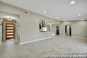 826 Chevy Chase Dr in San Antonio, TX - Building Photo - Building Photo