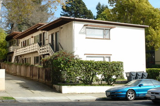 1313 Martin Luther King Jr Way in Berkeley, CA - Building Photo - Building Photo