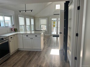 7 Cedar Ave in East Setauket, NY - Building Photo - Building Photo