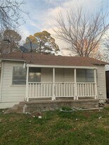 7026 Camp St in Azle, TX - Building Photo