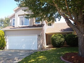787 St Charles Pl in Hood River, OR - Building Photo
