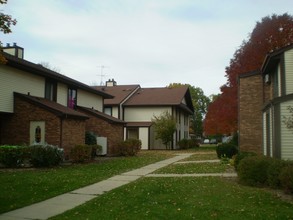 Arbor Green Apartments in Kenosha, WI - Building Photo - Building Photo