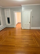 705 Pine St in Manchester, NH - Building Photo - Building Photo