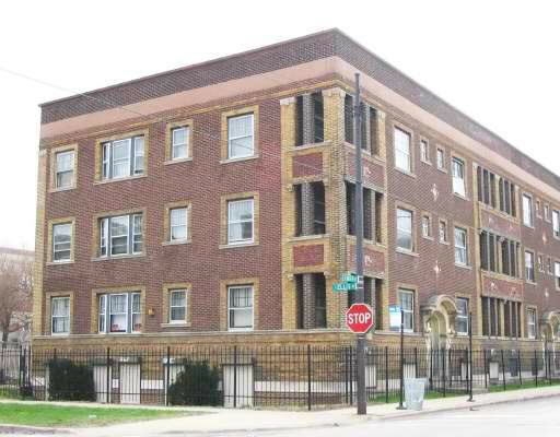 963-973 E 61st St in Chicago, IL - Foto de edificio