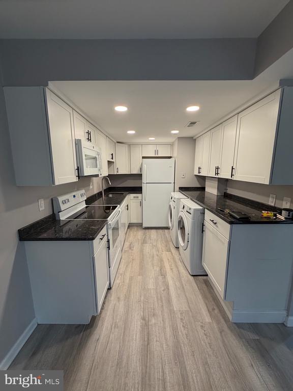 1914 Cavalier Cir in Crofton, MD - Building Photo - Building Photo