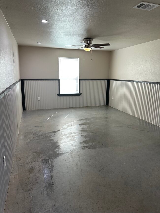 9560 FM 467, Unit A in Seguin, TX - Building Photo - Building Photo