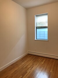 213 E Berkeley St, Unit 1 in Boston, MA - Building Photo - Building Photo