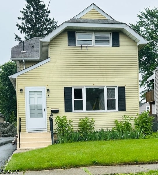 property at 3 Woodside Ave