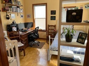 154 Cherry St, Unit 2 in Cambridge, MA - Foto de edificio - Building Photo