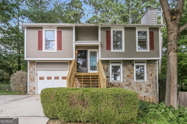 property at 2400 Boone Pl