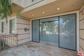 1444 S Point View St in Los Angeles, CA - Building Photo - Building Photo