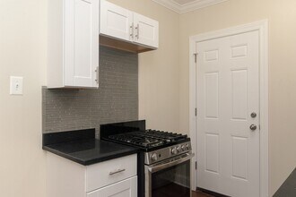 3817 N Greenview Ave, Unit W4 in Chicago, IL - Building Photo - Building Photo