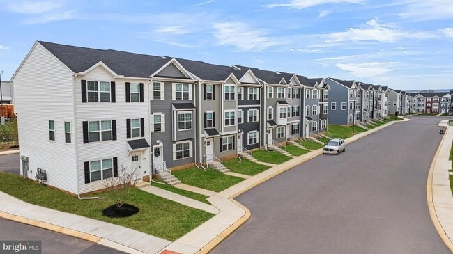 1201 Walnut Bottom Rd in Carlisle, PA - Building Photo - Building Photo