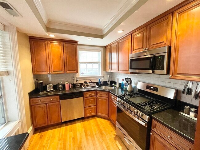 property at 27-29-29 Telegraph St