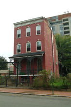 307 W Grace St in Richmond, VA - Foto de edificio - Building Photo