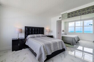 5601 Collins Ave in Miami Beach, FL - Building Photo - Building Photo