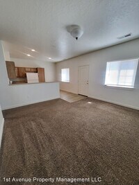 214 S Dewey Ave - 8