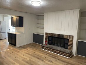 28490 Brentwood St in Southfield, MI - Building Photo - Building Photo