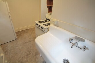 609 Mifflin Ave, Unit 3 in Pittsburgh, PA - Building Photo - Building Photo