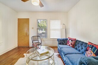 3009 Fruth St-Unit -E in Austin, TX - Building Photo - Building Photo
