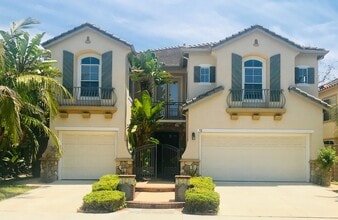 92 Timberland in Aliso Viejo, CA - Building Photo - Building Photo