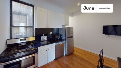 133 Avenue D in New York, NY - Building Photo - Building Photo