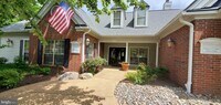 3912 Penderview Dr