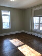 218 E 5th St, Unit 1 in Duluth, MN - Building Photo - Building Photo