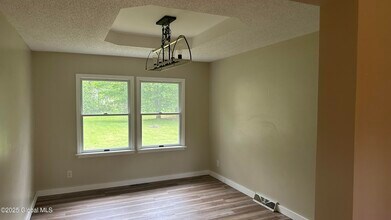 84 Longkill Rd in Ballston Lake, NY - Building Photo - Building Photo
