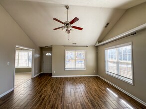 7806 Rosewood Ave in Fayetteville, NC - Building Photo - Building Photo