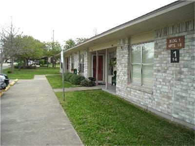 2501 Davis St in Taylor, TX - Building Photo - Building Photo