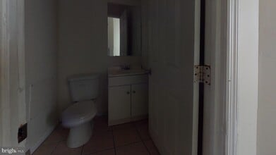6047 Delancey St, Unit 250 in Philadelphia, PA - Building Photo - Building Photo