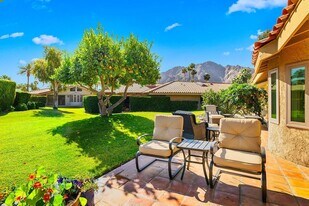 45720 Pueblo Rd in Indian Wells, CA - Building Photo